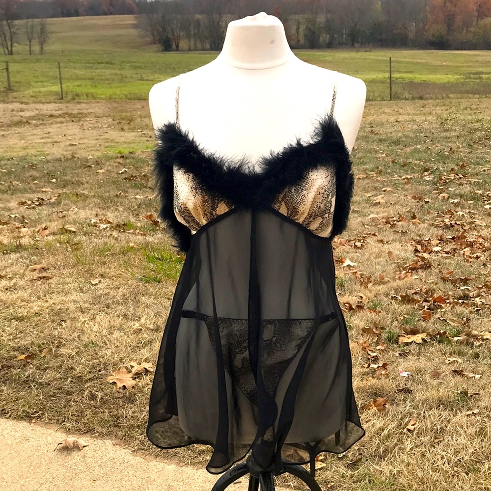 Seductive Wear by Cinema Exoile snake sexy skin fabric, fur accent lingerie 2pc.